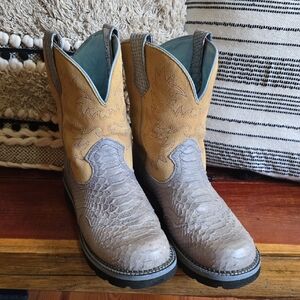 Ariat Gray and Tan Women's Fatbaby Western Boots Size 9 B